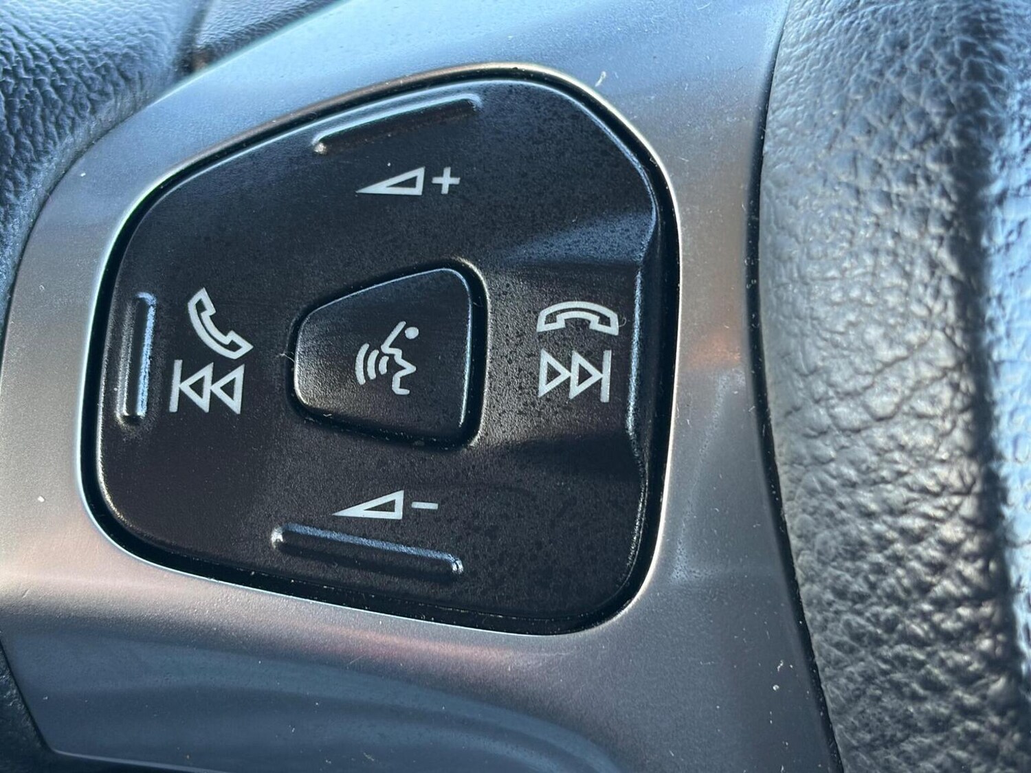 Used Ford Fiesta 2014 for sale - 77342661: Photo 27