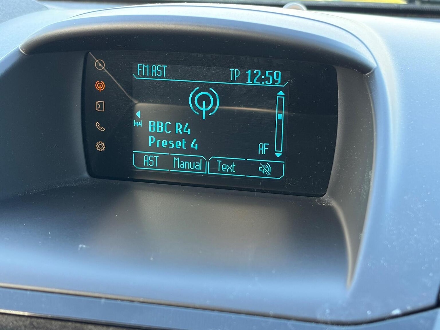 Used Ford Fiesta 2014 for sale - 77342661: Photo 29