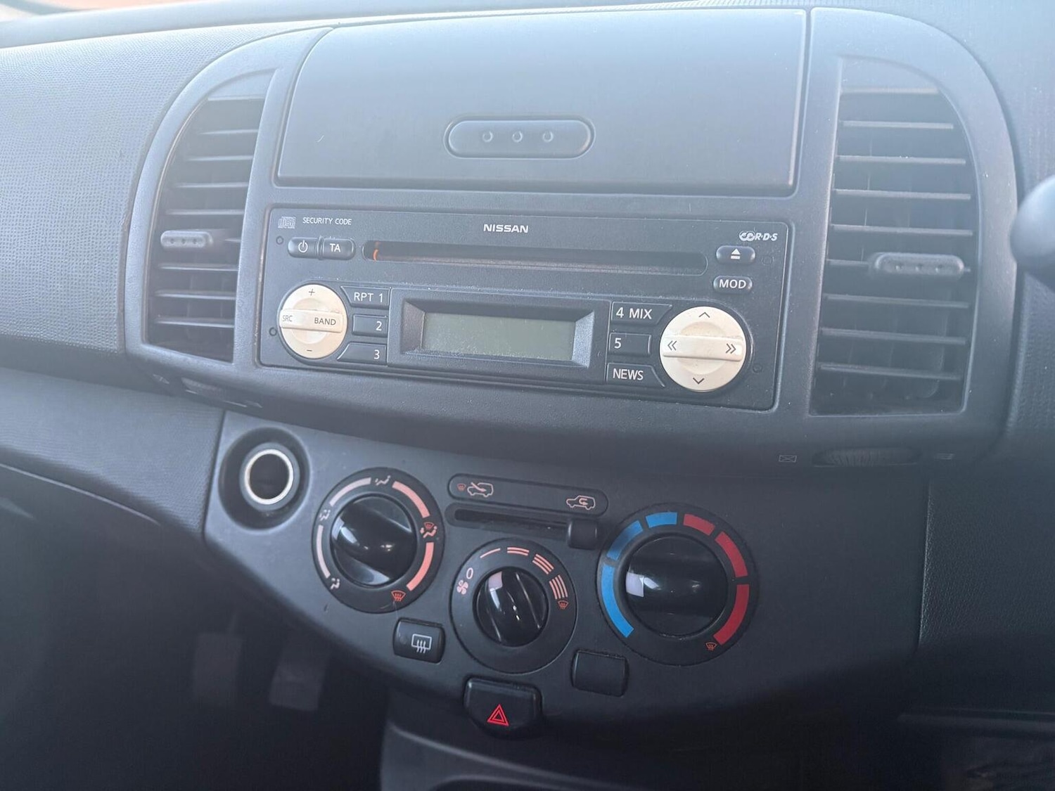 Used Nissan Micra 2009 for sale - 76963351: Photo 15