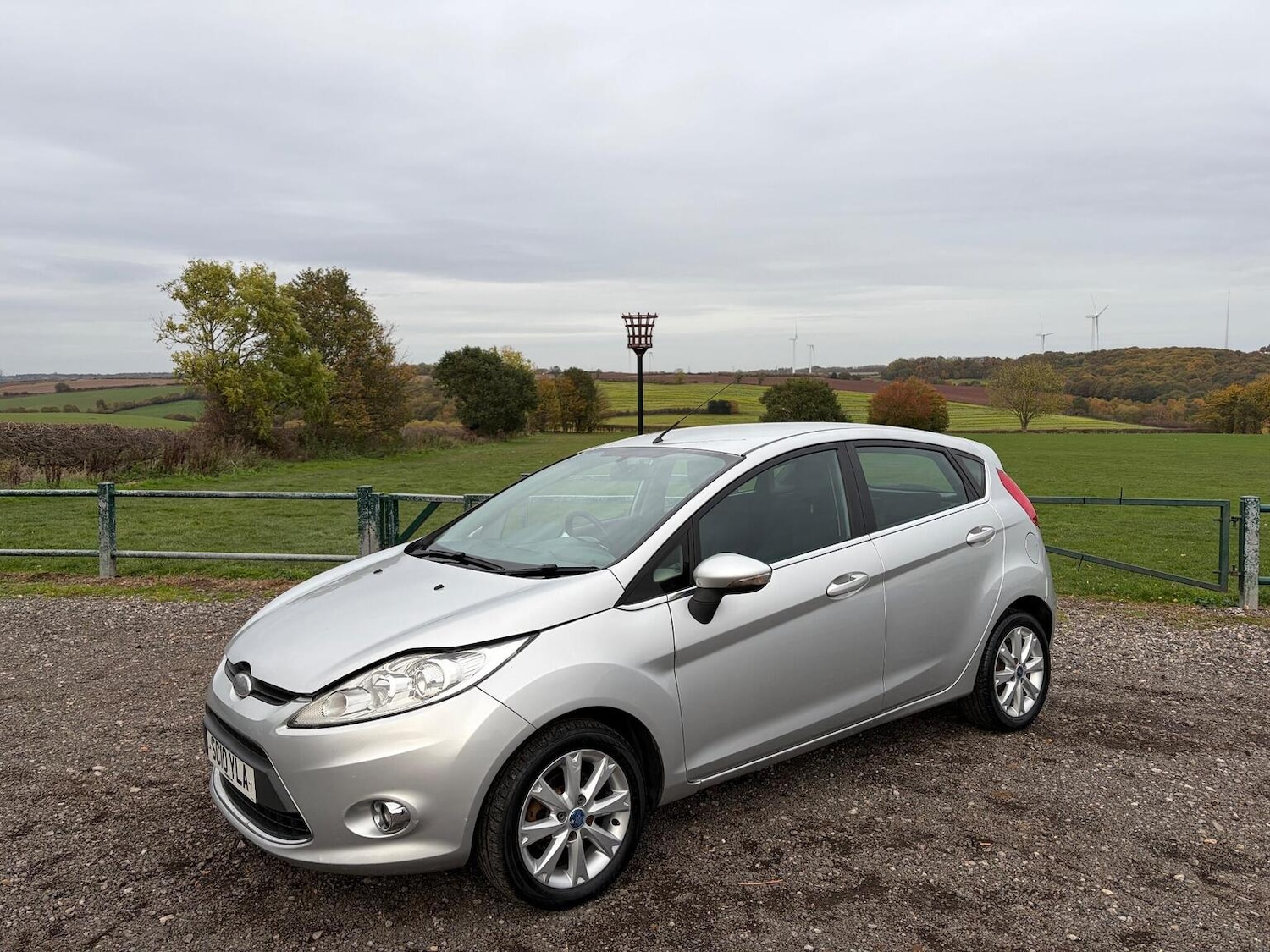 Used Ford Fiesta 2010 for sale - 76497571: Photo 2