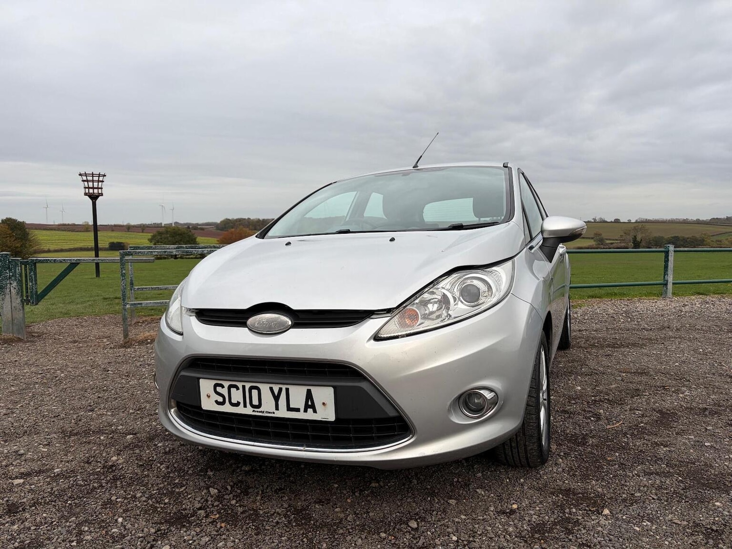 Used Ford Fiesta 2010 for sale - 76497571: Photo 3