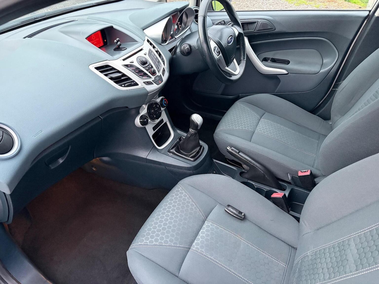 Used Ford Fiesta 2010 for sale - 76497571: Photo 5