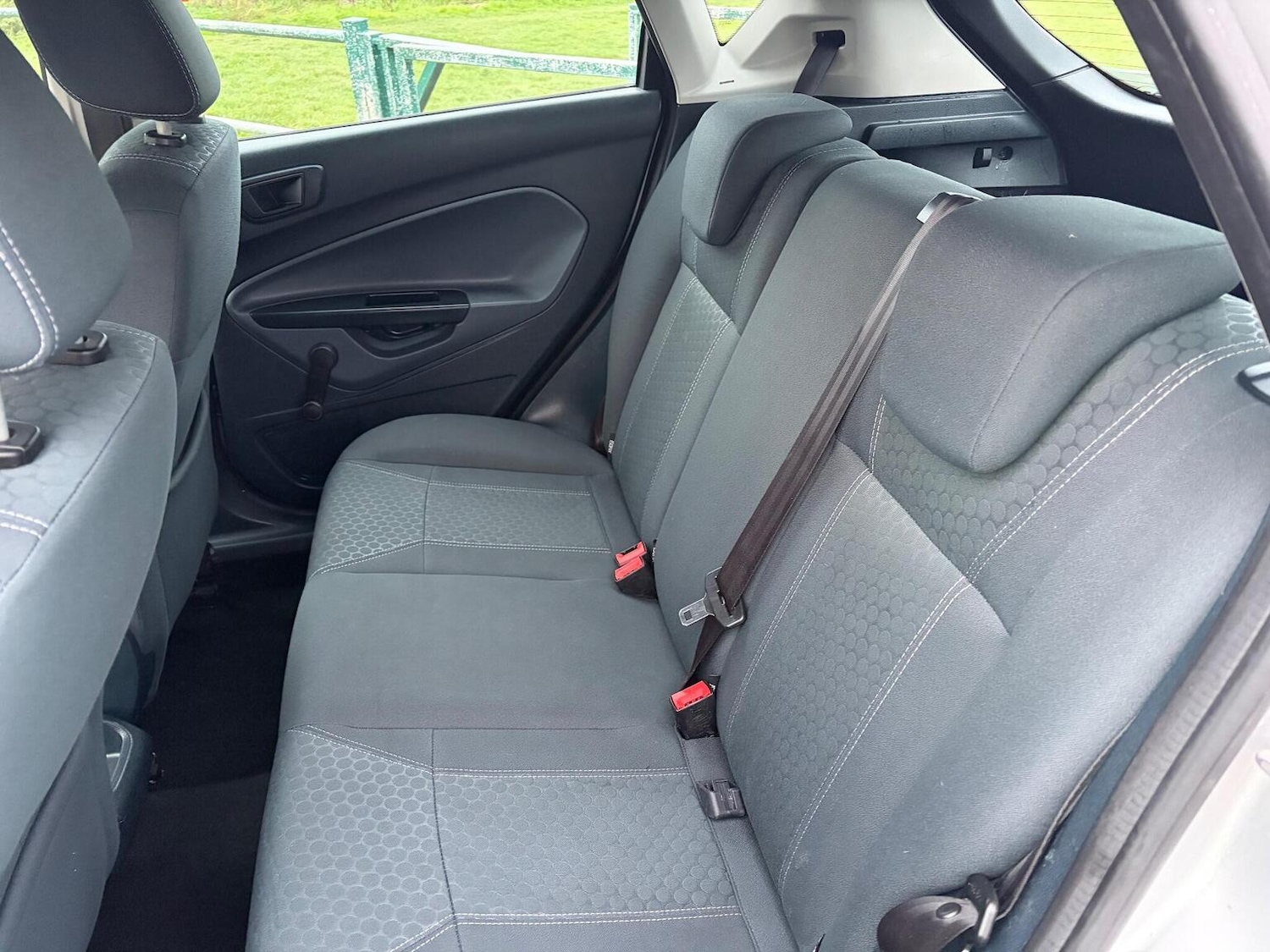 Used Ford Fiesta 2010 for sale - 76497571: Photo 7