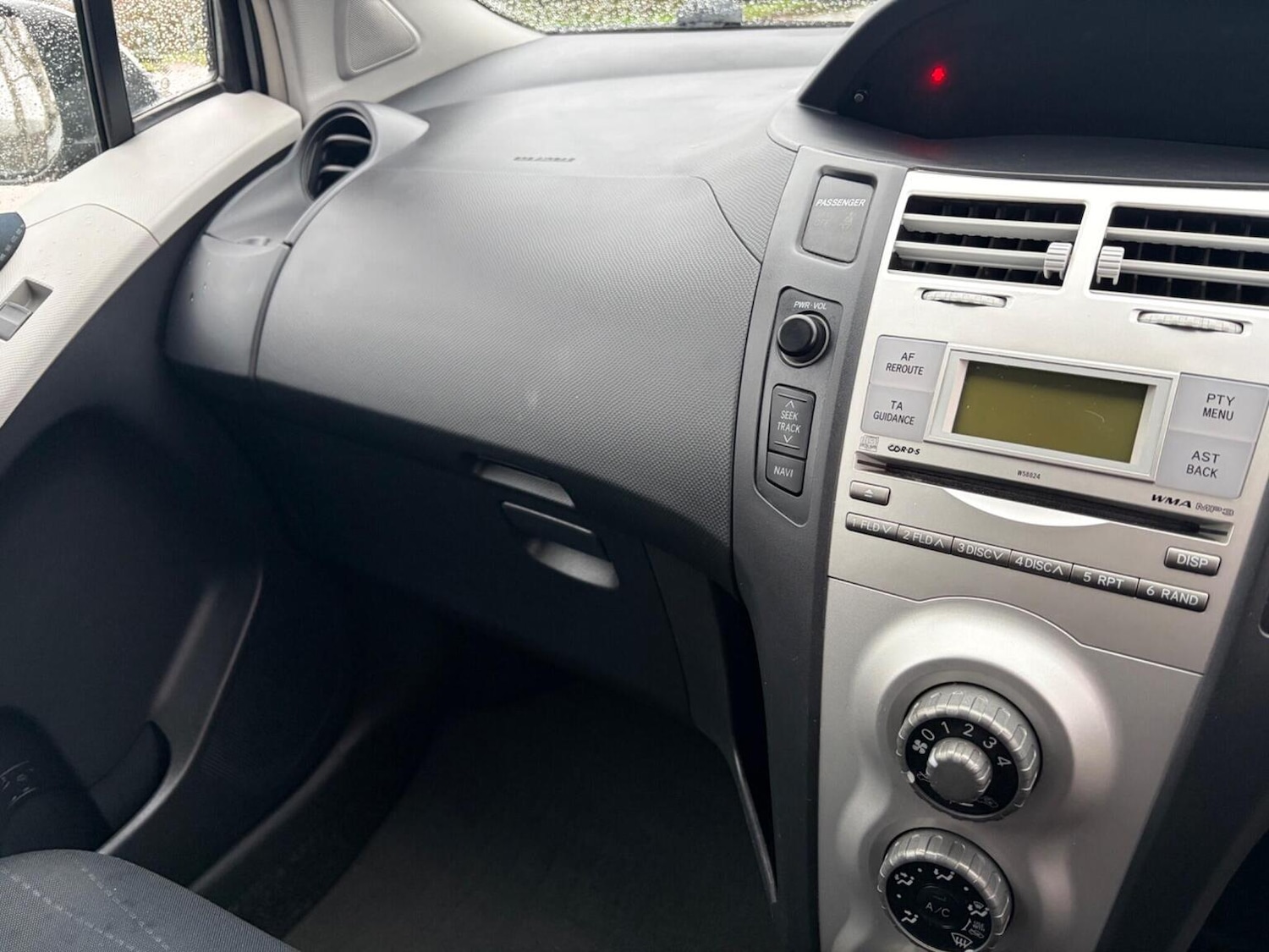 Used Toyota Yaris 2007 for sale - 77277325: Photo 17