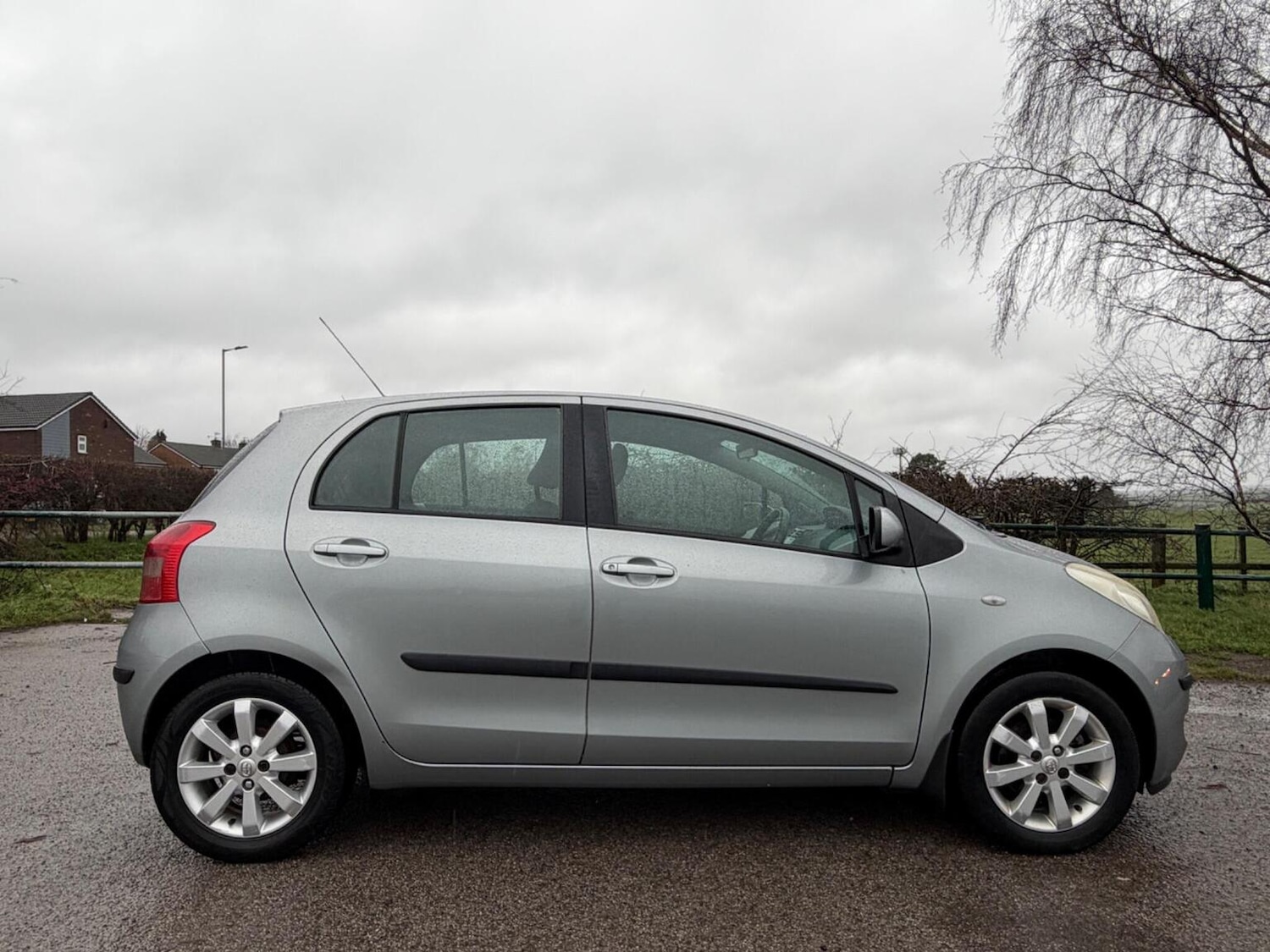 Used Toyota Yaris 2007 for sale - 77277325: Photo 5
