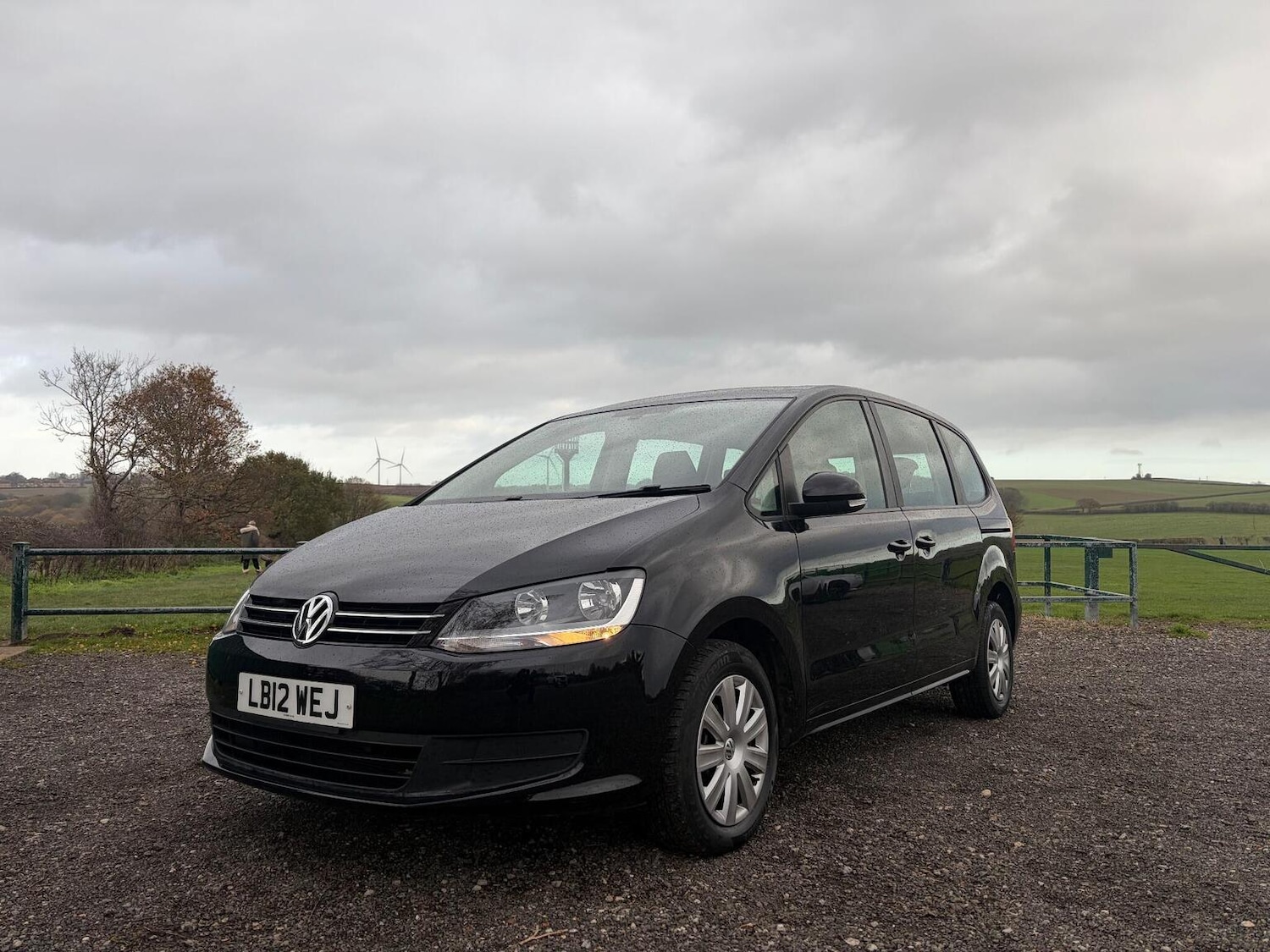 Used Volkswagen Sharan 2012 for sale - 76741315: Photo 3