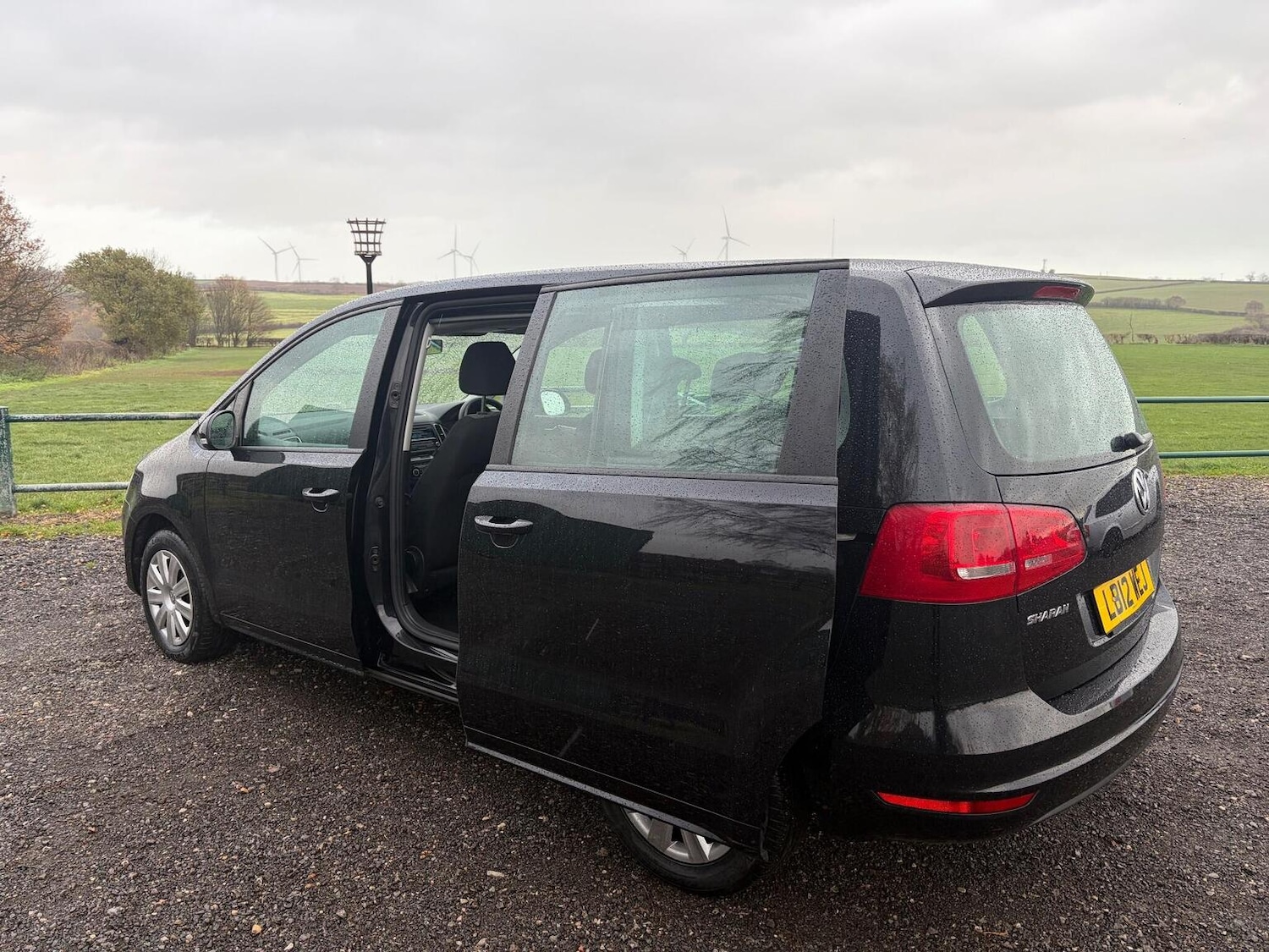 Used Volkswagen Sharan 2012 for sale - 76741315: Photo 8