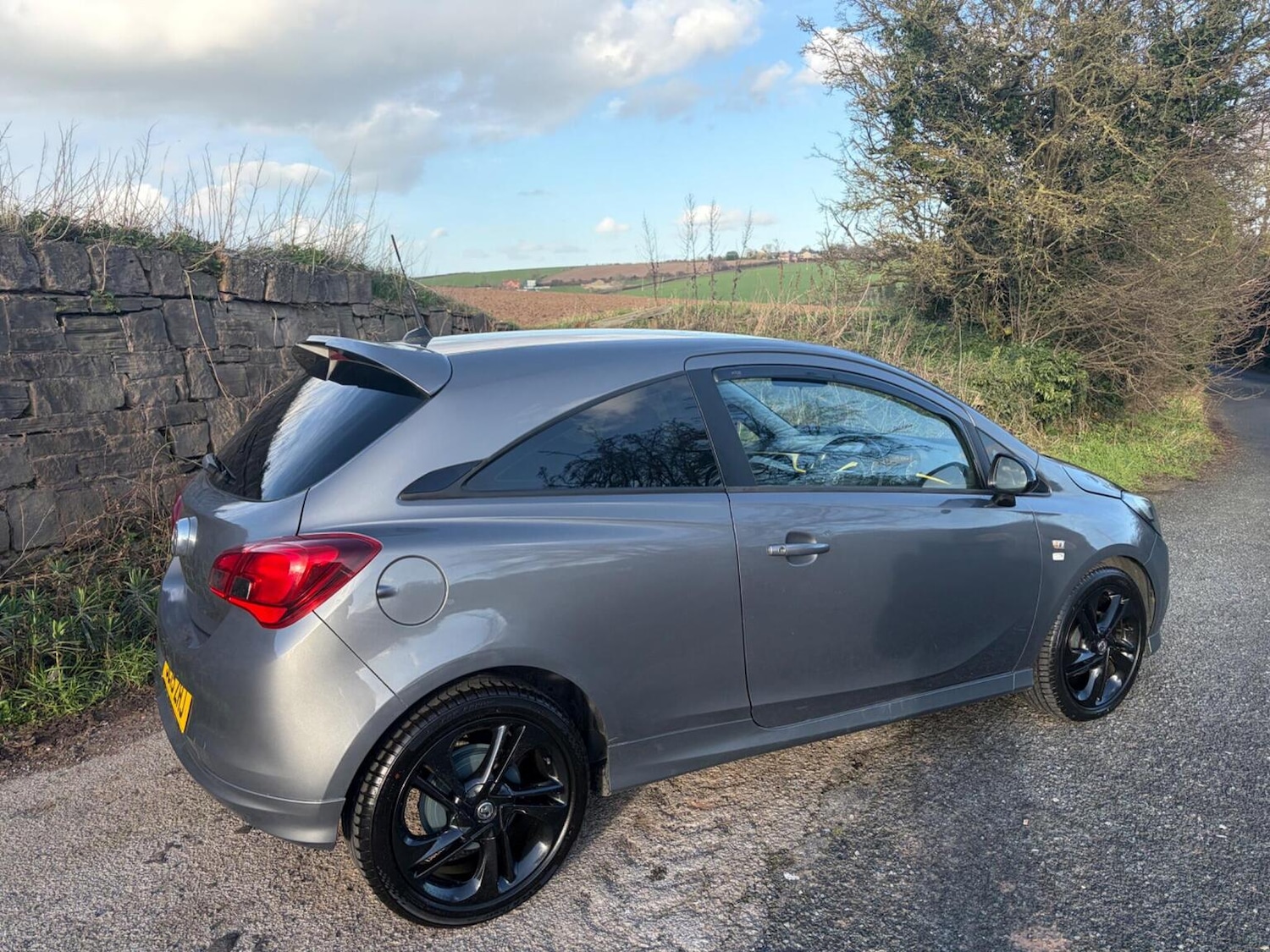 Used Vauxhall Corsa 2015 for sale - 77845005: Photo 3