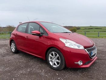 Used Peugeot 208 2013 for sale - 78209985: Photo