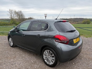 Used Peugeot 208 2017 for sale - 78242680: Photo