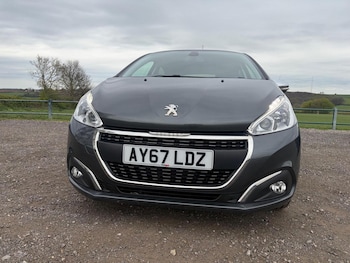 Used Peugeot 208 2017 for sale - 78242680: Photo