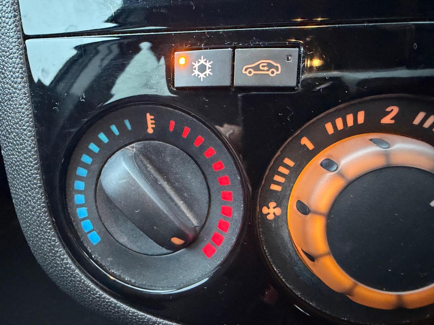 Used Vauxhall Corsa 2013 for sale - 77385330: Photo 27