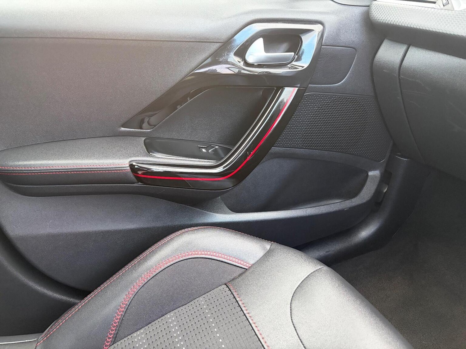 Used Peugeot 2008 2018 for sale - 77020564: Photo 26