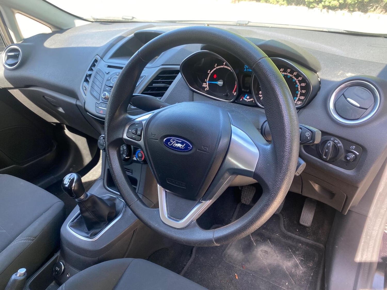 Used Ford Fiesta 2015 for sale - 78098146: Photo 15