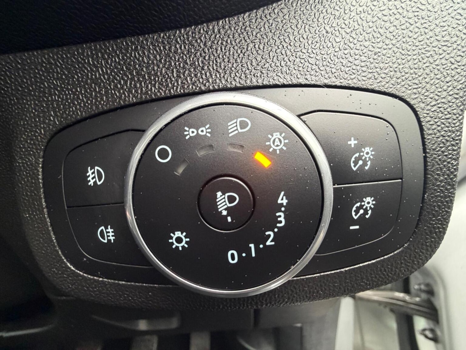 Used Ford Fiesta 2018 for sale - 77662215: Photo 29