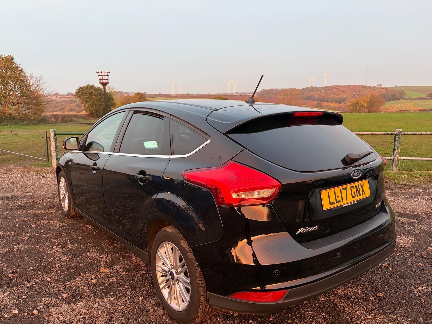 Used Ford Focus 2017 for sale - 76497439: Photo 5