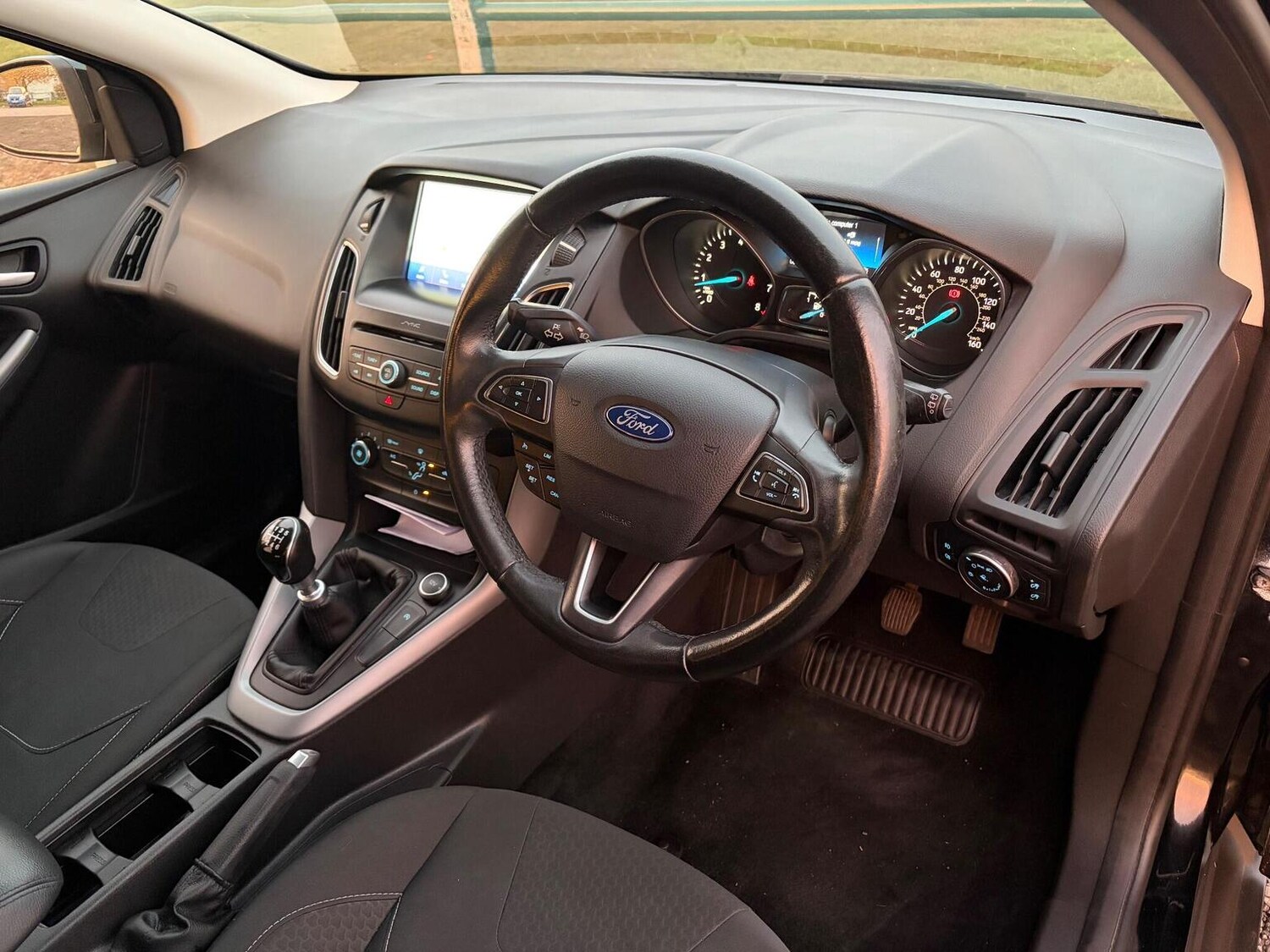 Used Ford Focus 2017 for sale - 76497439: Photo 8