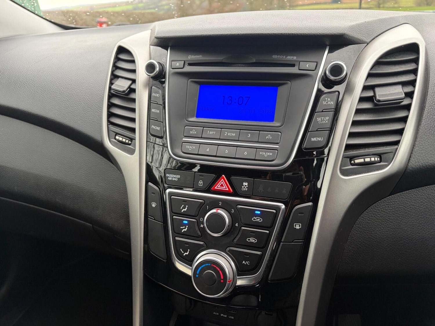 Used Hyundai i30 2012 for sale - 77310689: Photo 23