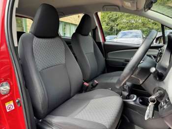 Used Toyota Yaris 2015 for sale - 75123134: Photo