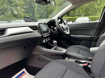 Used Renault Captur 2022 for sale - 75316286: Photo