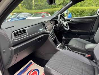 Used Volkswagen T-Roc 2022 for sale - 74938817: Photo