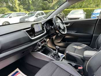 Used Kia Stonic 2022 for sale - 75392673: Photo