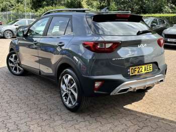 Used Kia Stonic 2022 for sale - 75392673: Photo