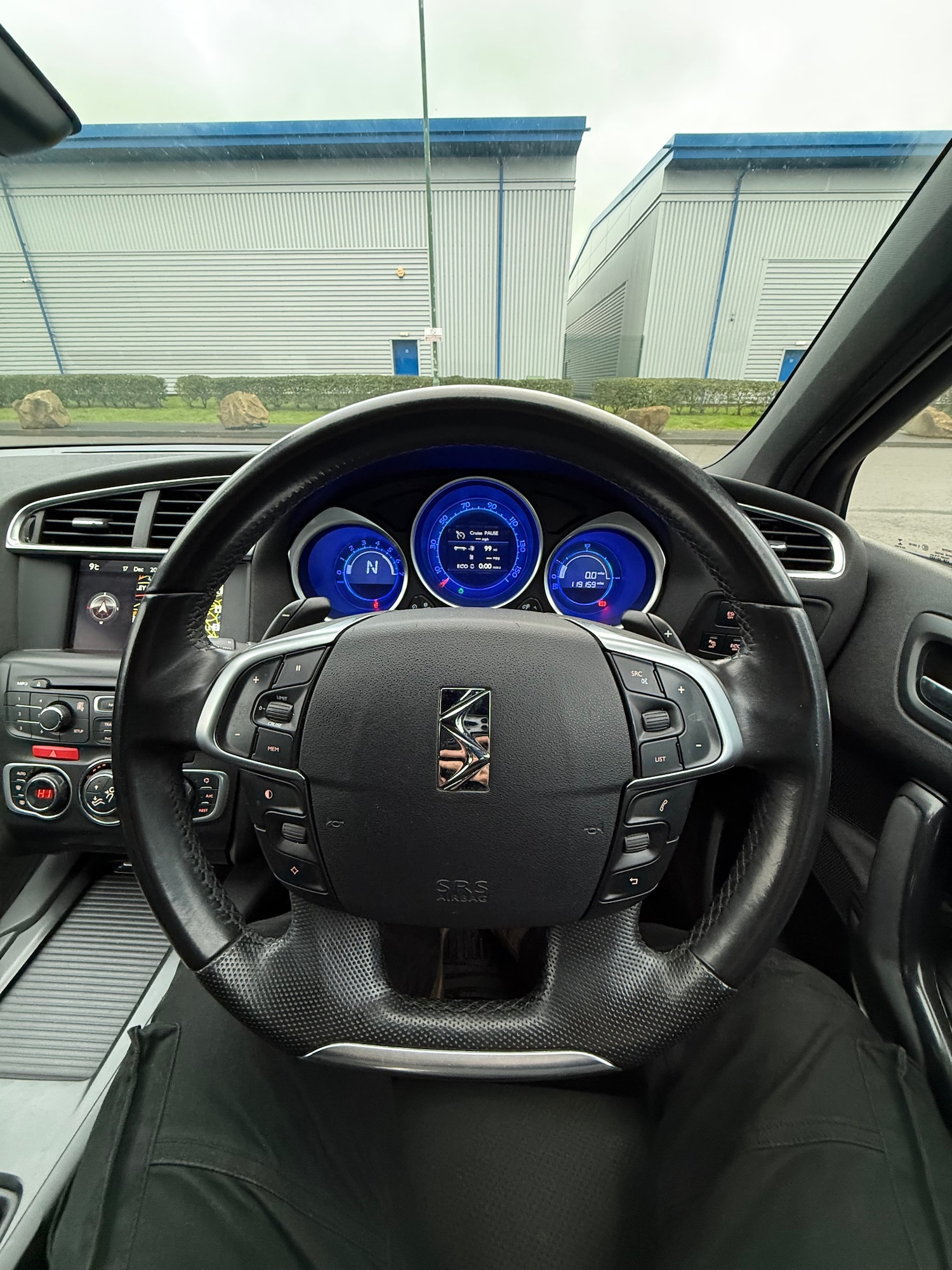 Used Citroen DS4 2013 for sale - 76971152: Photo 11