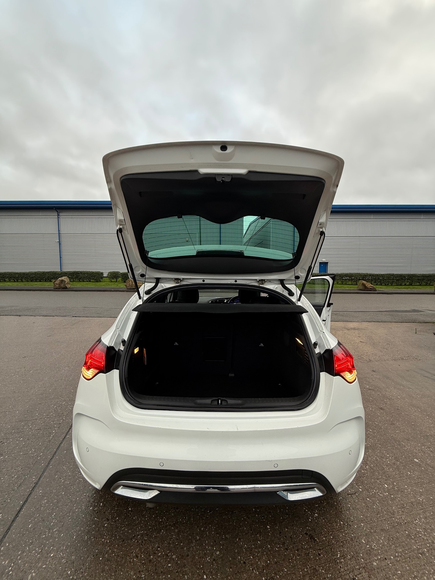 Used Citroen DS4 2013 for sale - 76971152: Photo 8