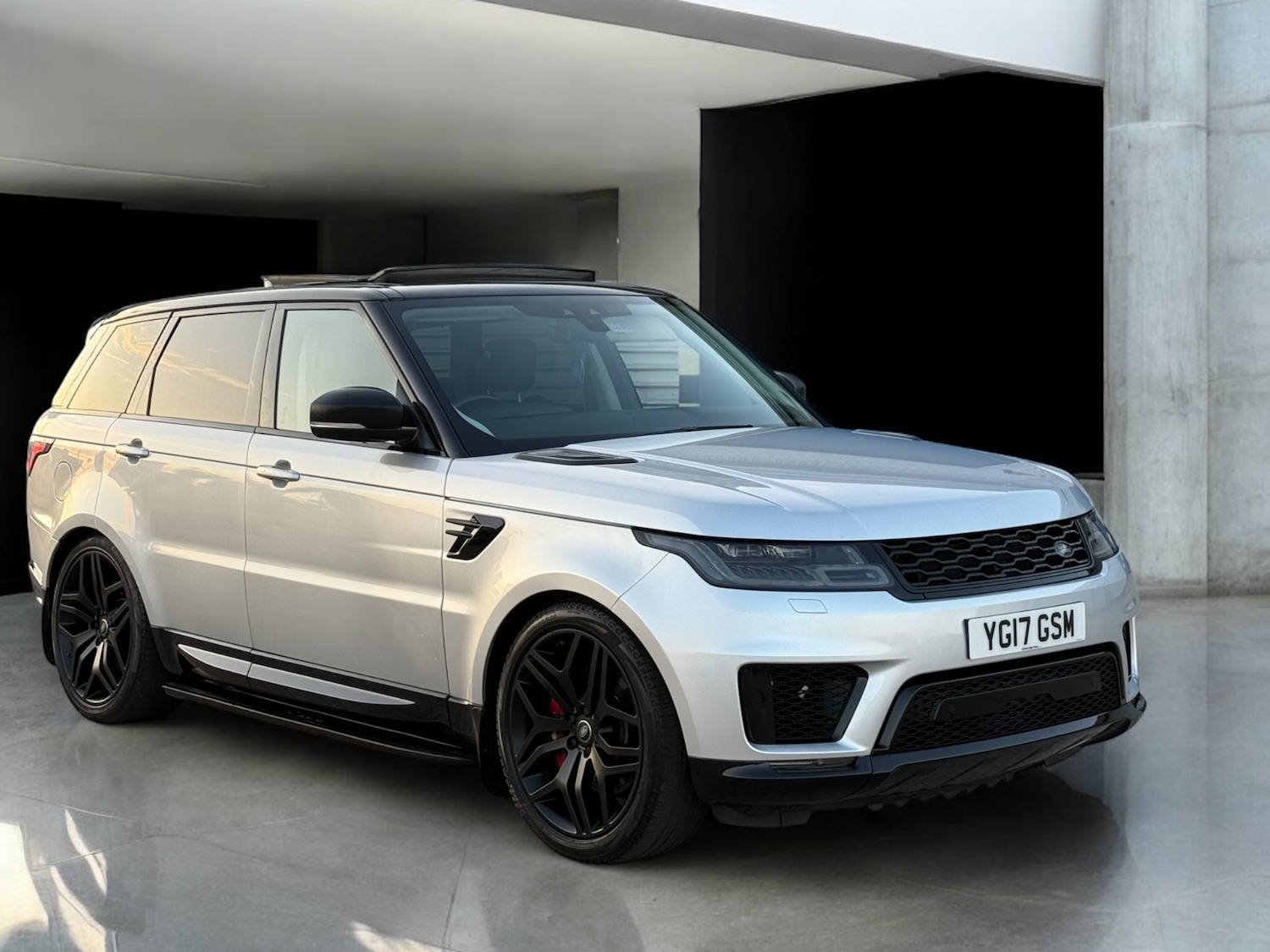 Used Land Rover Range Rover Sport 2017 for sale - 76157306: Photo 6