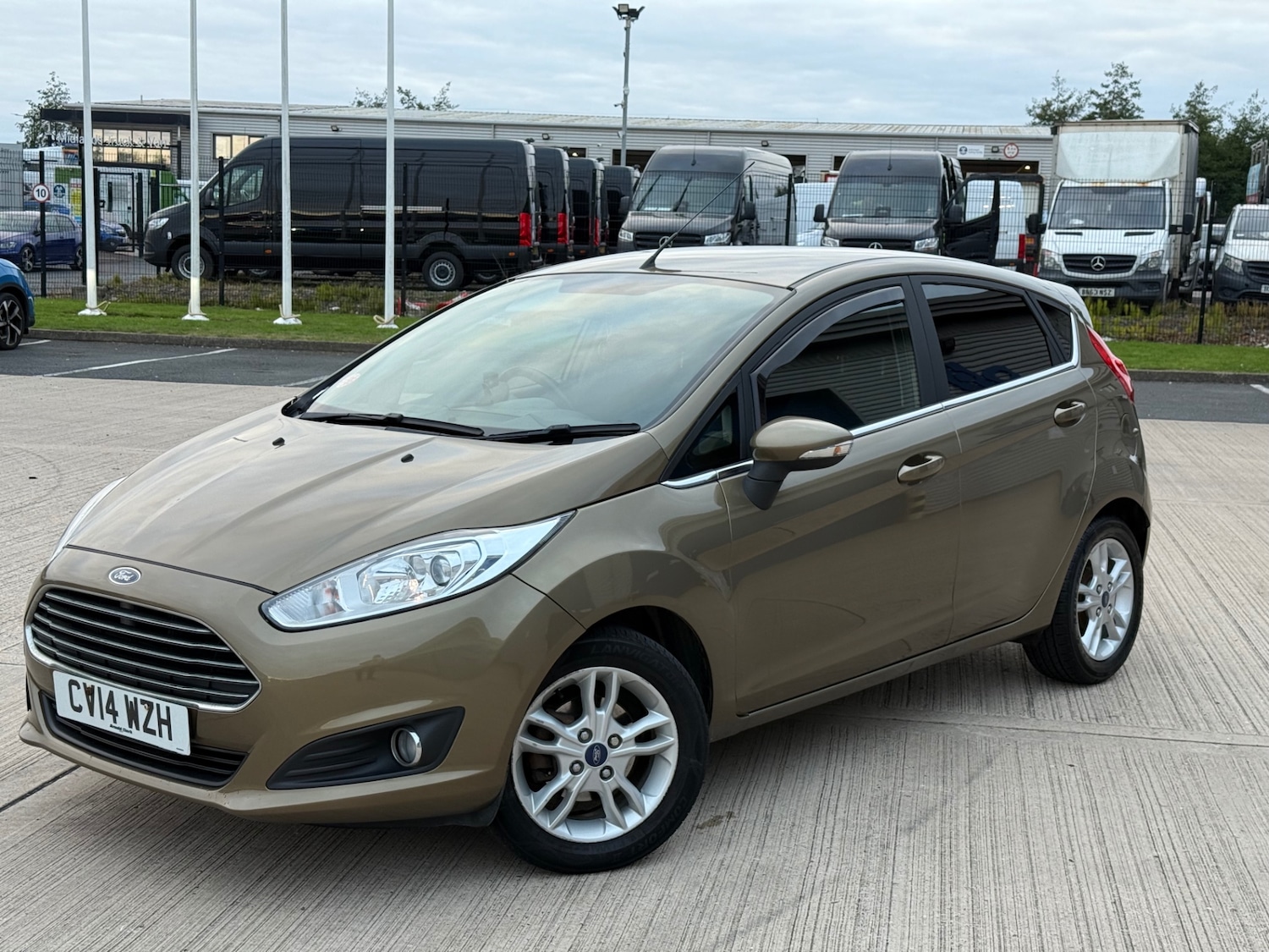 Used Ford Fiesta 2014 for sale - 76119481: Photo 2