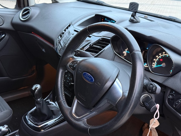 Used Ford Fiesta 2014 for sale - 76119481: Photo 8