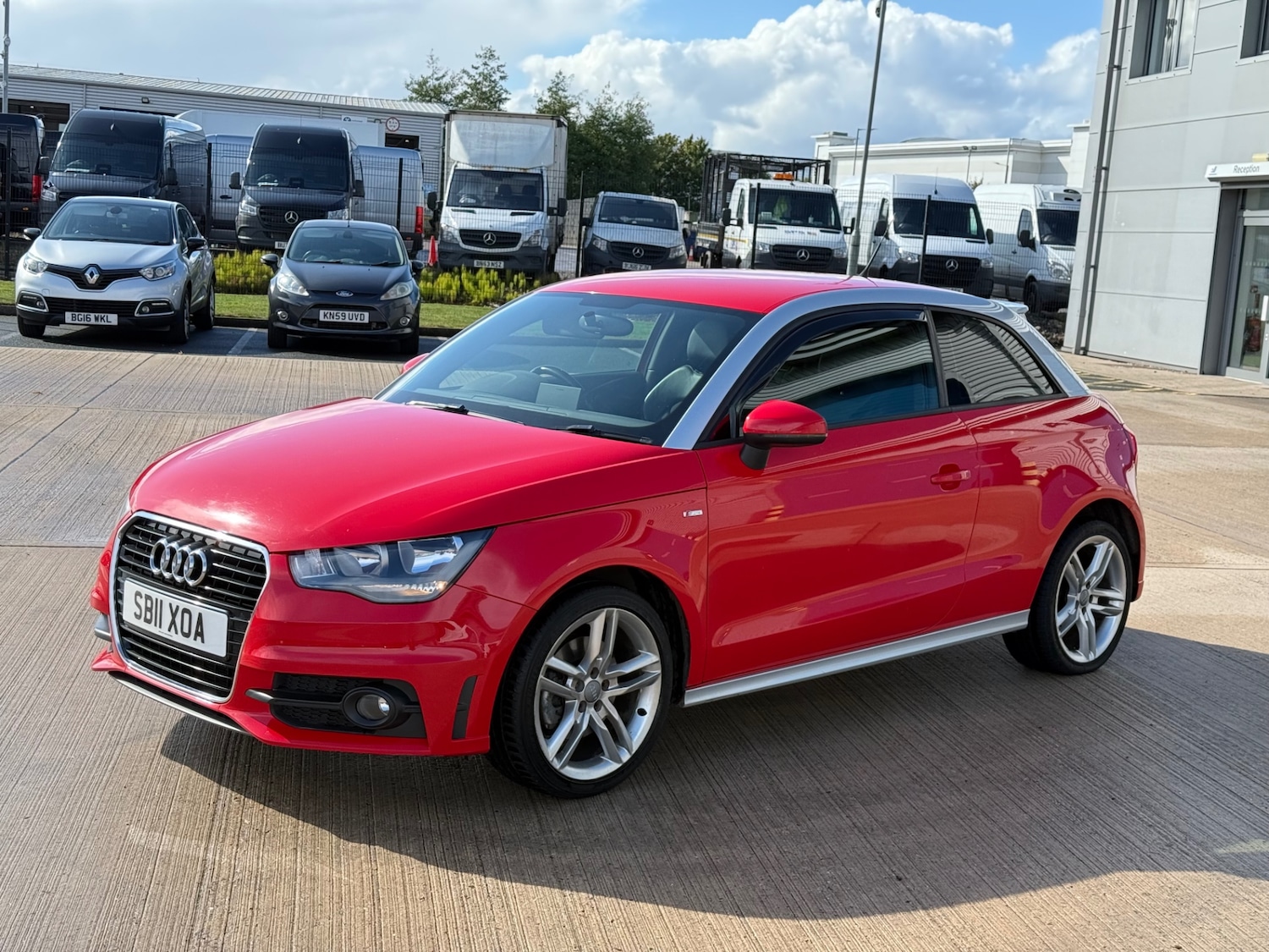Used Audi A1 2011 for sale - 75921800: Photo 5