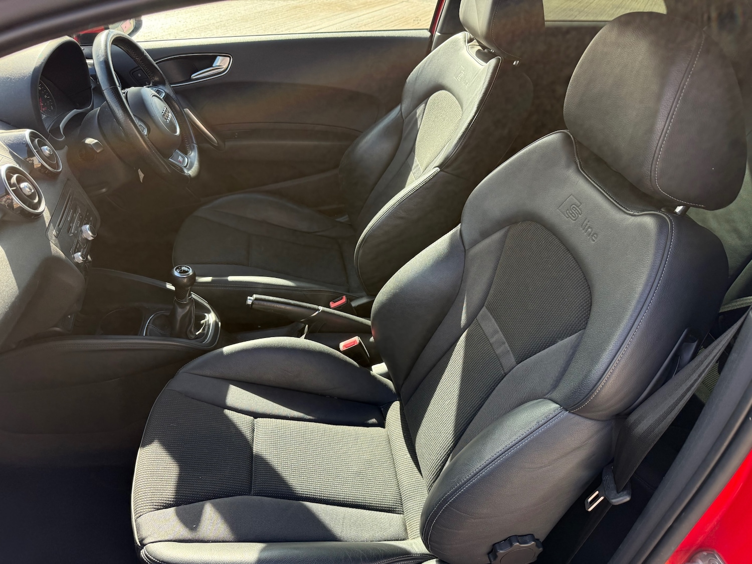 Used Audi A1 2011 for sale - 75921800: Photo 8