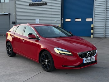Used Volvo V40 2018 for sale - 78373879: Photo