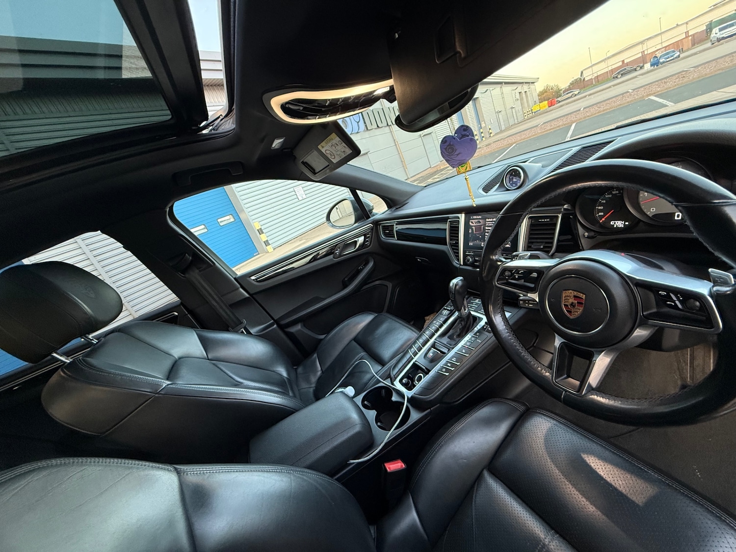 Used Porsche Macan 2017 for sale - 76220331: Photo 18