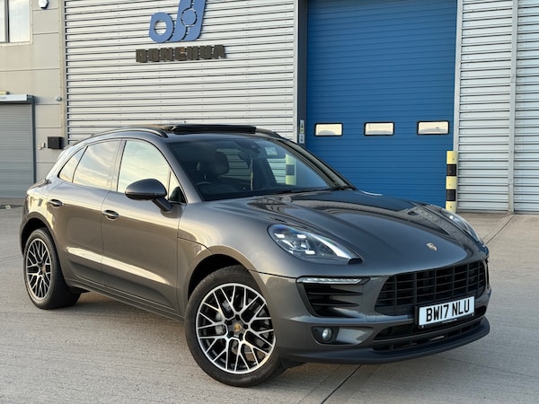 Used Porsche Macan 2017 for sale - 76220331: Photo 1