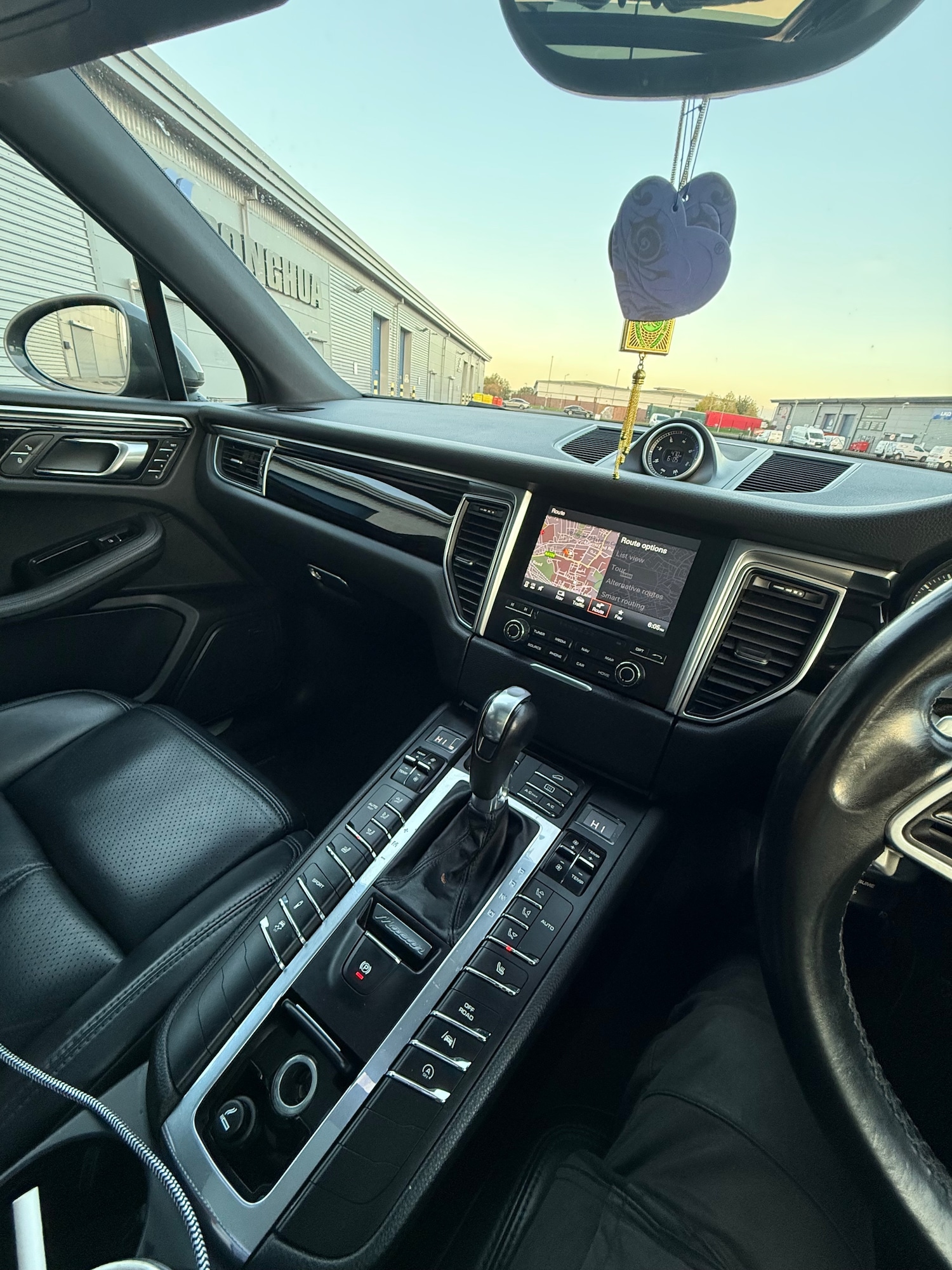 Used Porsche Macan 2017 for sale - 76220331: Photo 22