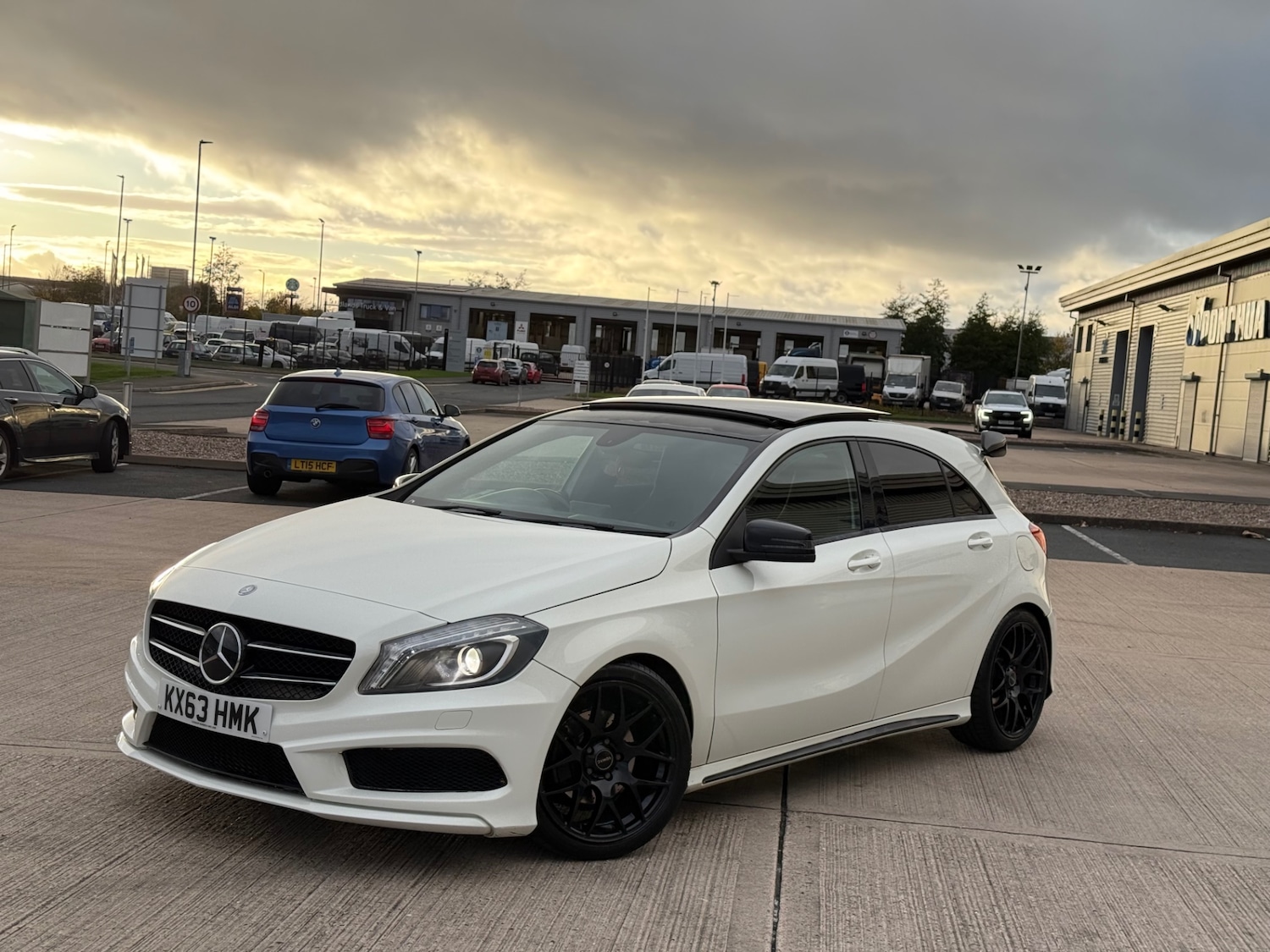 Used Mercedes-Benz A-Class 2013 for sale - 76332665: Photo 2