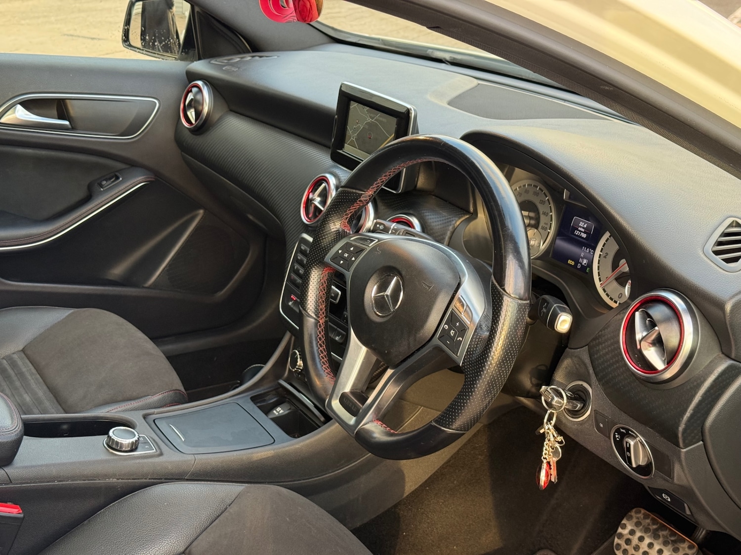 Used Mercedes-Benz A-Class 2013 for sale - 76332665: Photo 28