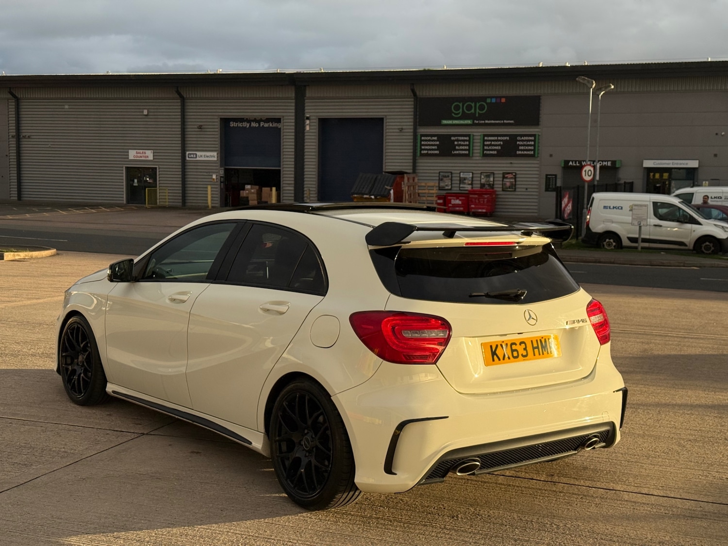 Used Mercedes-Benz A-Class 2013 for sale - 76332665: Photo 6