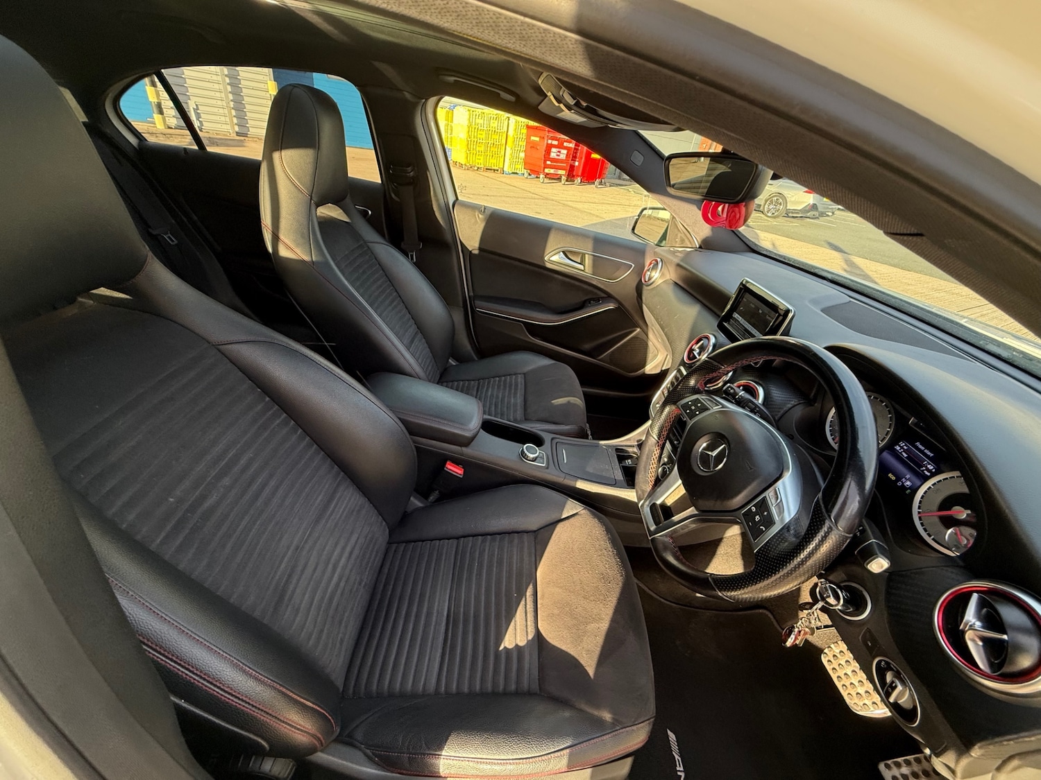 Used Mercedes-Benz A-Class 2013 for sale - 76332665: Photo 9