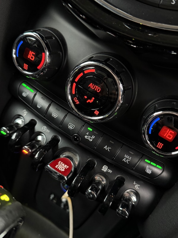 Used MINI Hatch 2016 for sale - 76330893: Photo 13