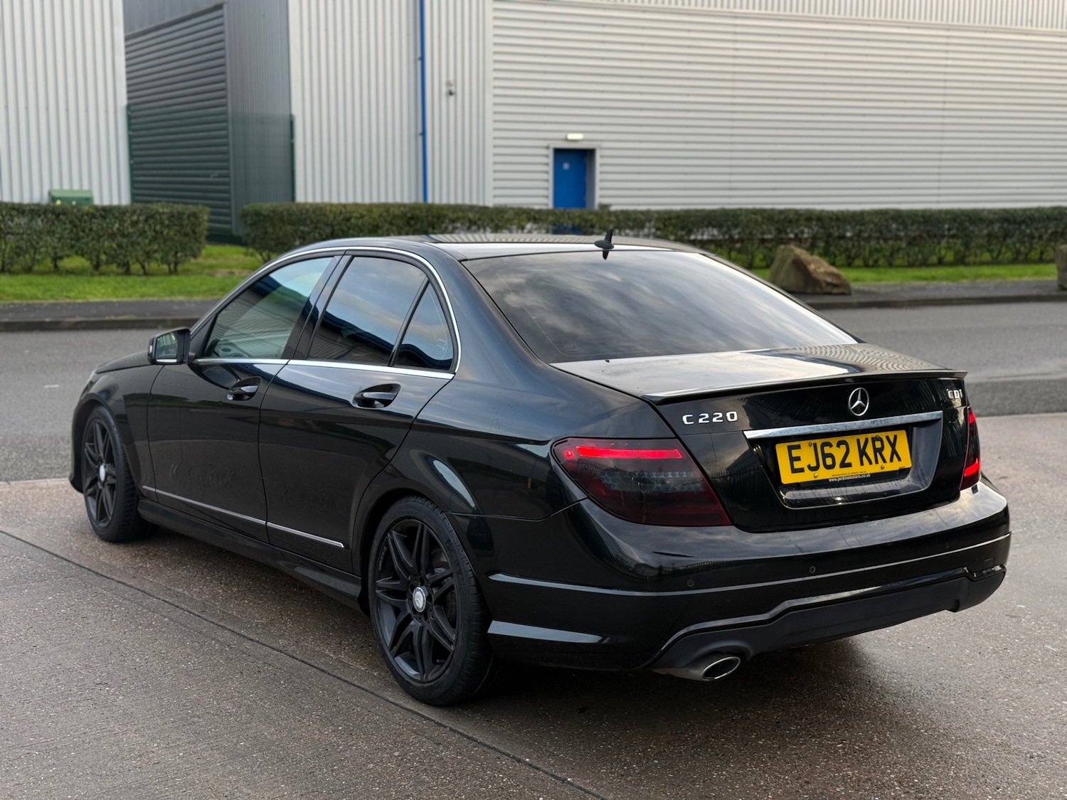 Used Mercedes-Benz C Class 2012 for sale - 76950780: Photo 6