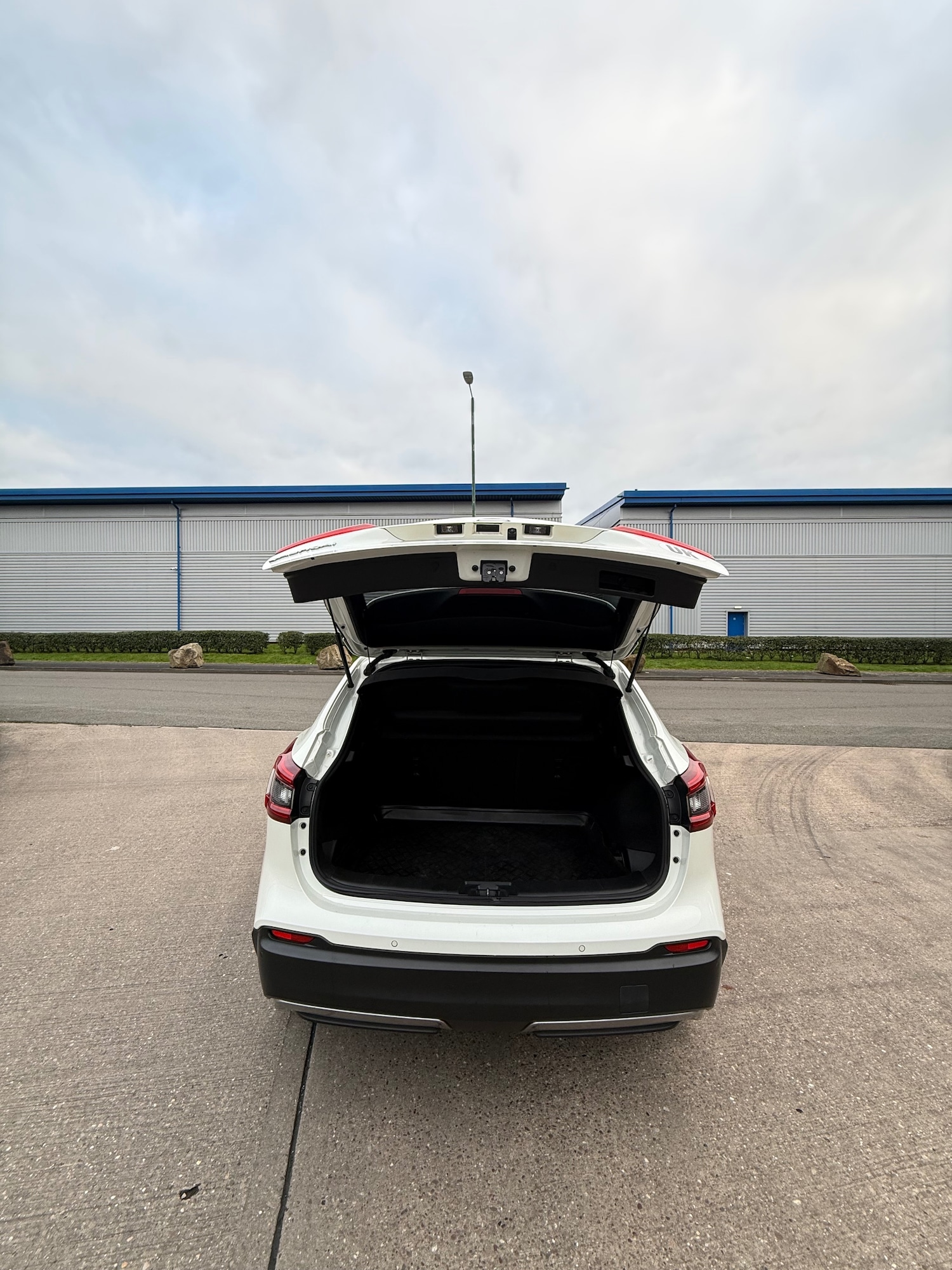 Used Nissan Qashqai 2018 for sale - 77057705: Photo 13