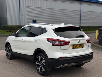 Used Nissan Qashqai 2018 for sale - 77057705: Photo