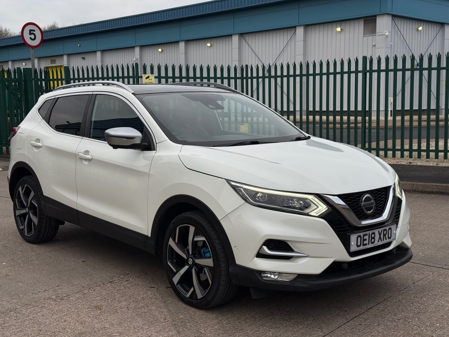 Used Nissan Qashqai 2018 for sale - 77057705: Photo 7