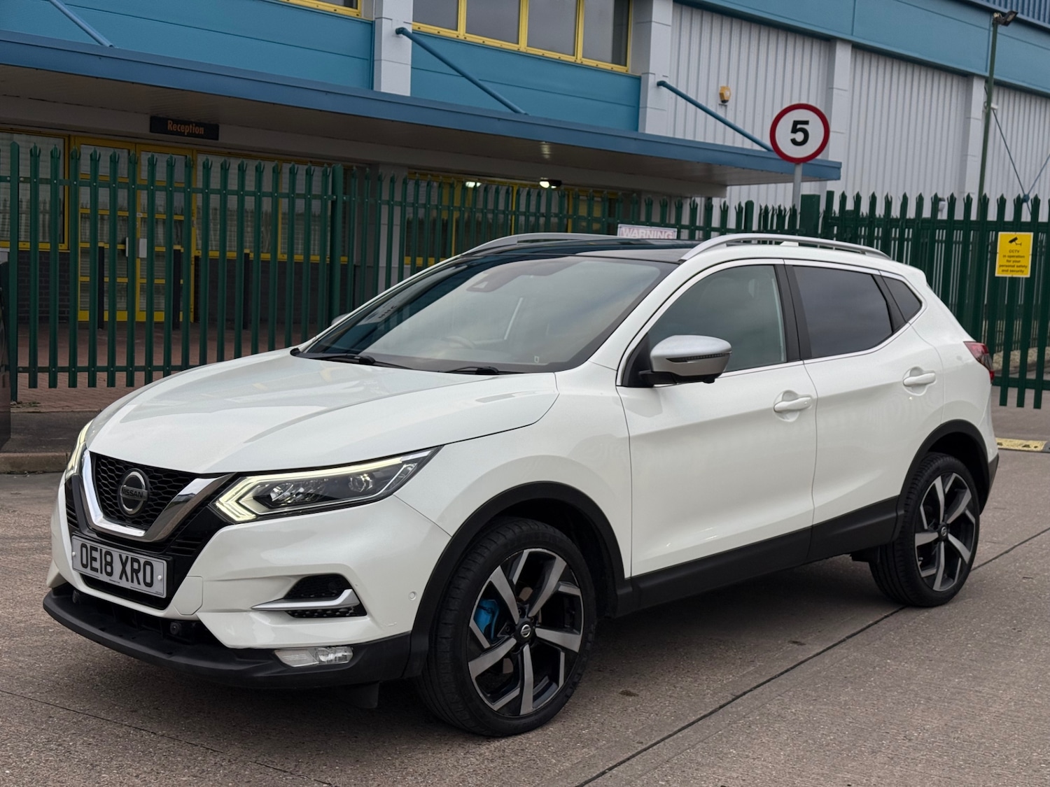 Used Nissan Qashqai 2018 for sale - 77057705: Photo 8