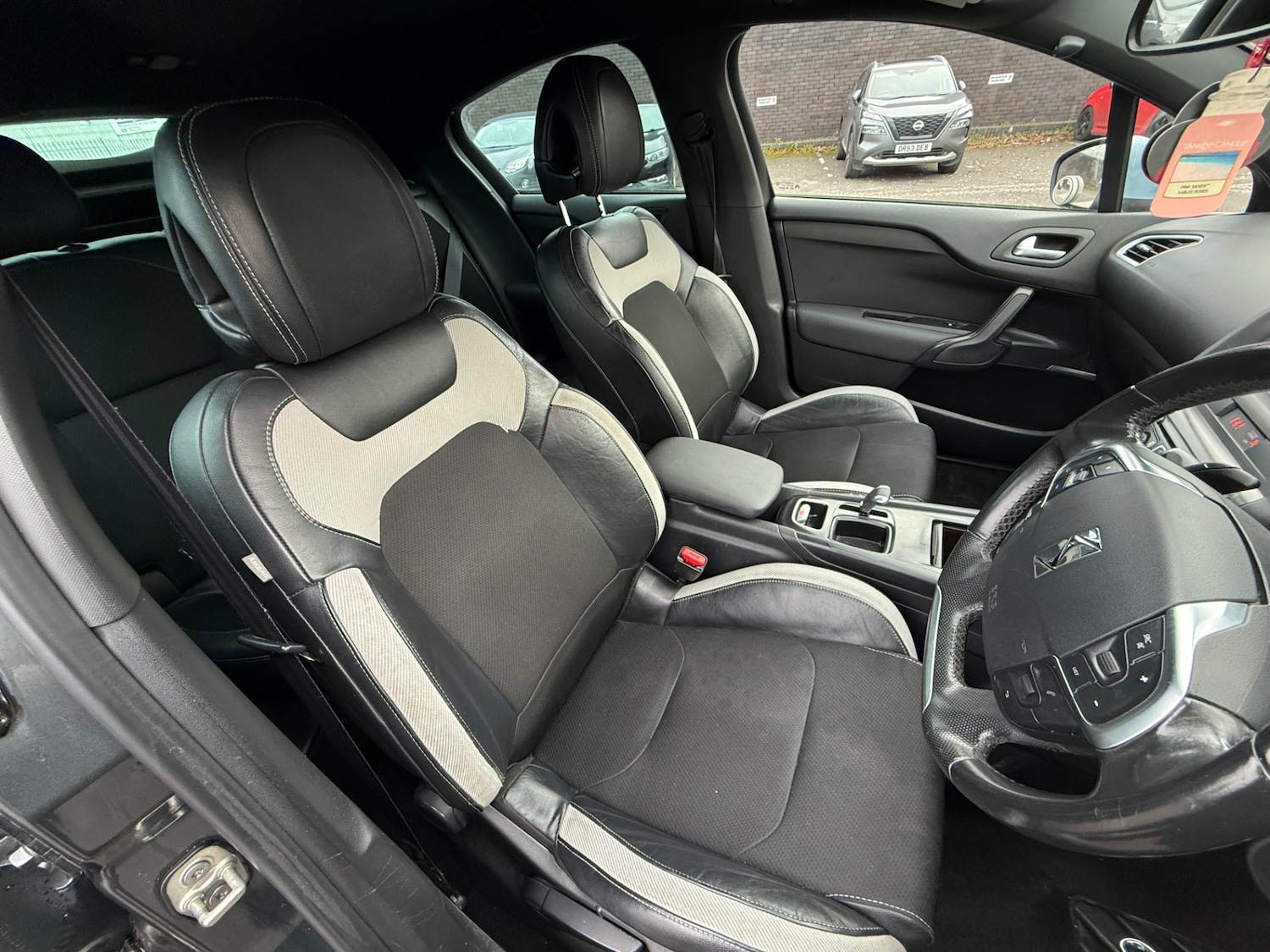 Used Citroen DS4 2012 for sale - 76626729: Photo 6