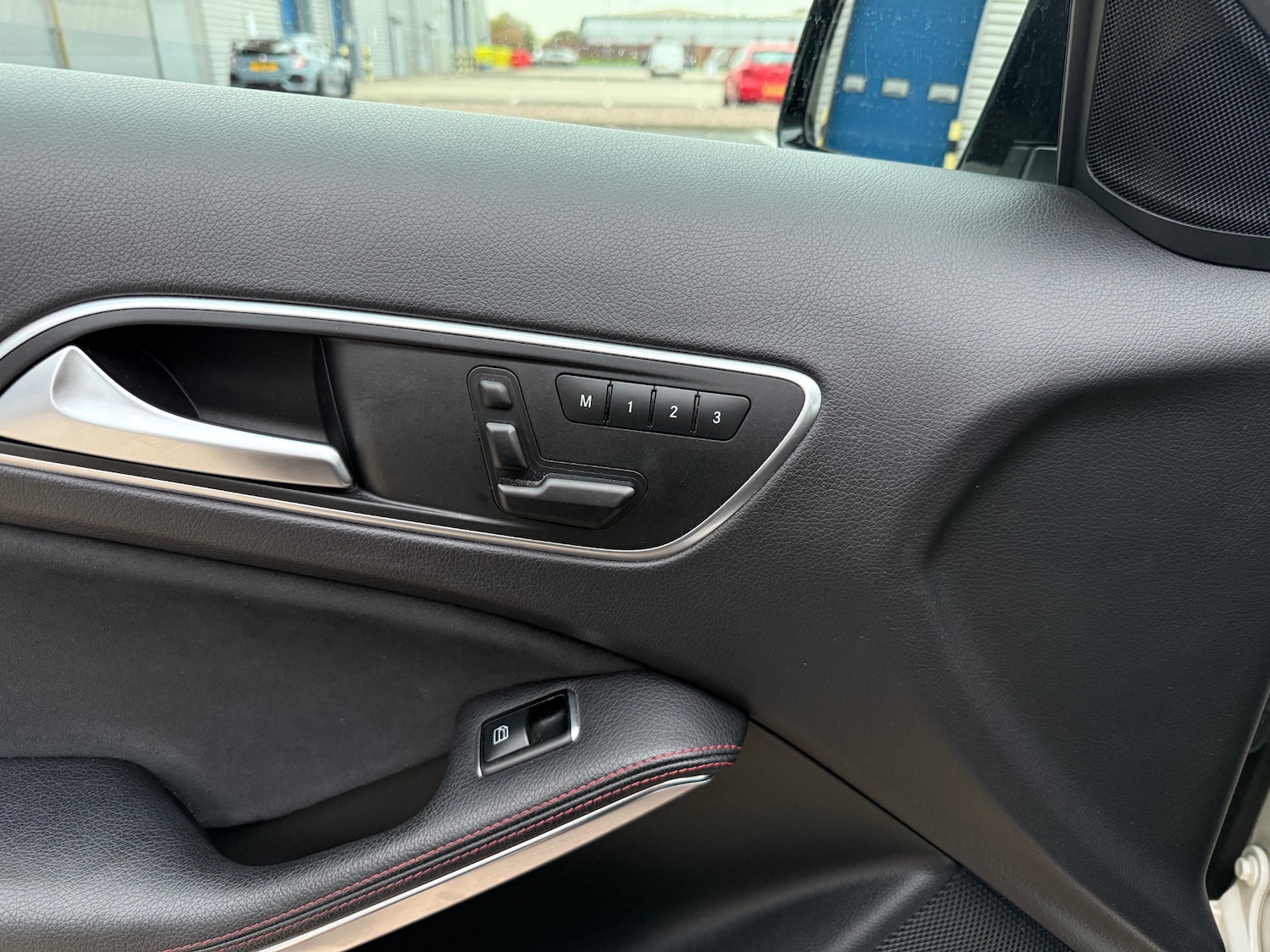 Used Mercedes-Benz GLA 2016 for sale - 76305681: Photo 12